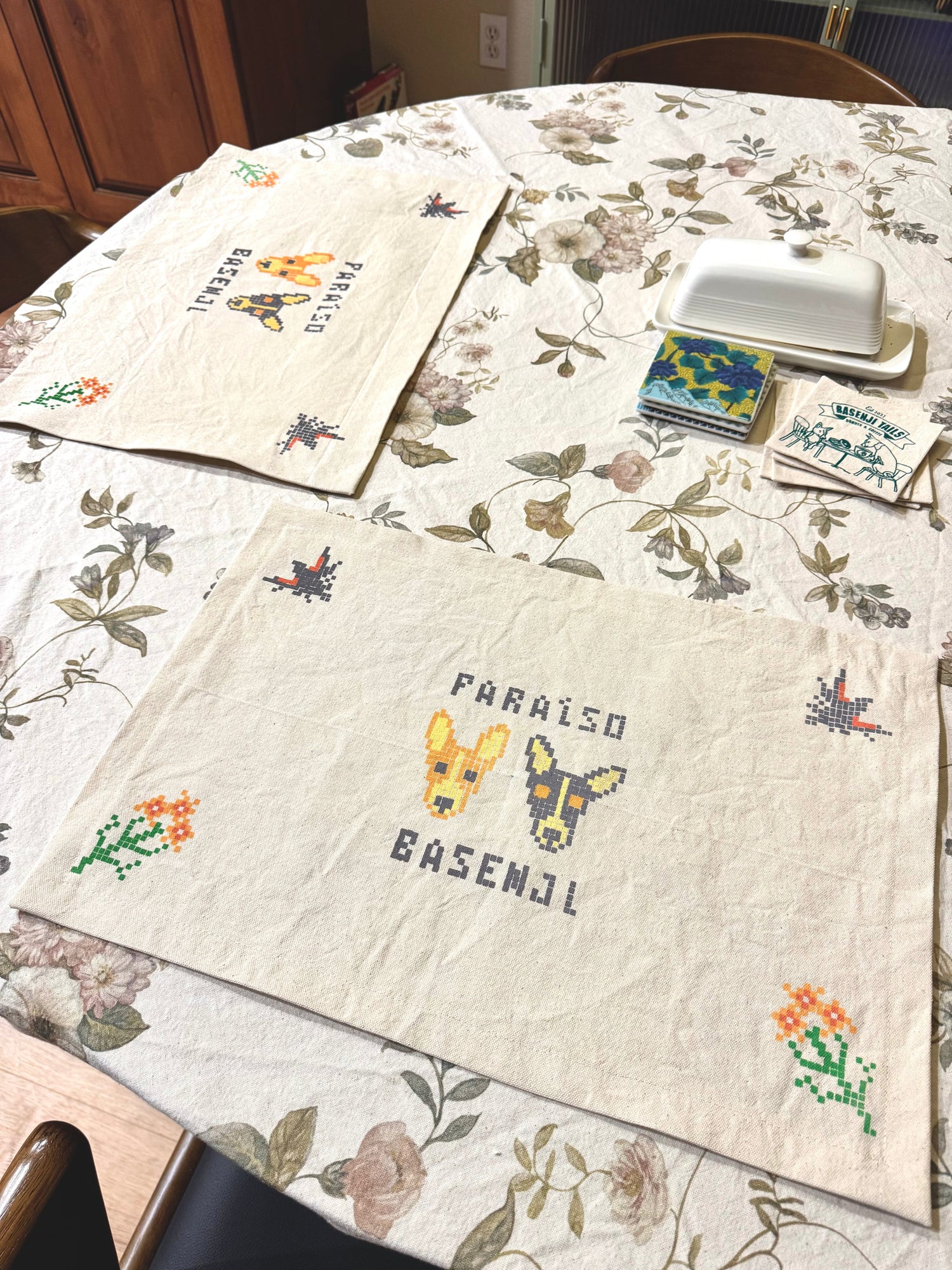 Kitchen & Table Linens